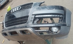 Přední nárazník AUDI Q7    4L0807105C