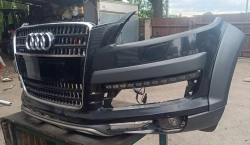 Přední nárazník AUDI Q7    4L0807105C